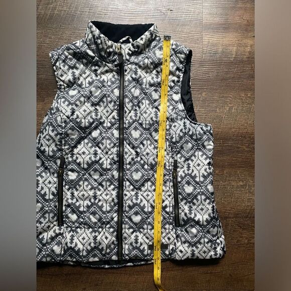 G.H. BASS & CO women’s puffer vest winter gorpcore Nordic fair isle size L EUC - Picture 13 of 16